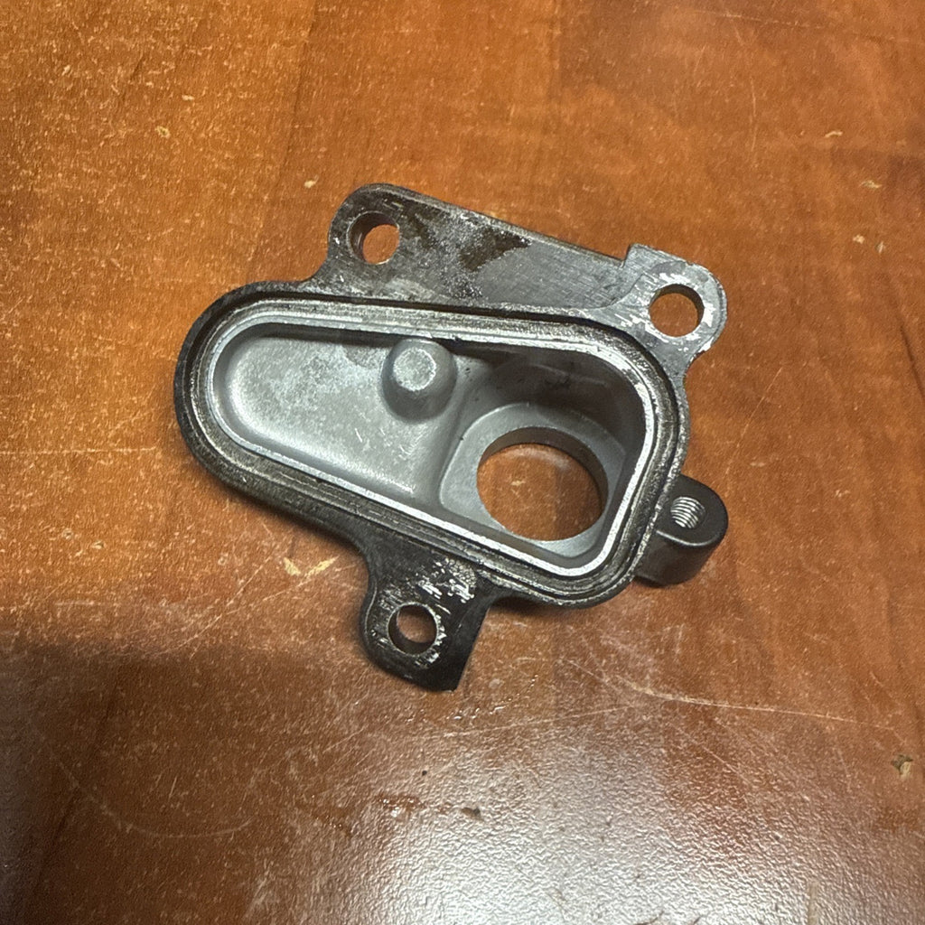 OEM 2002 Suzuki Volusia VL800 Engine Water Coolant Inlet Outlet Union Joint