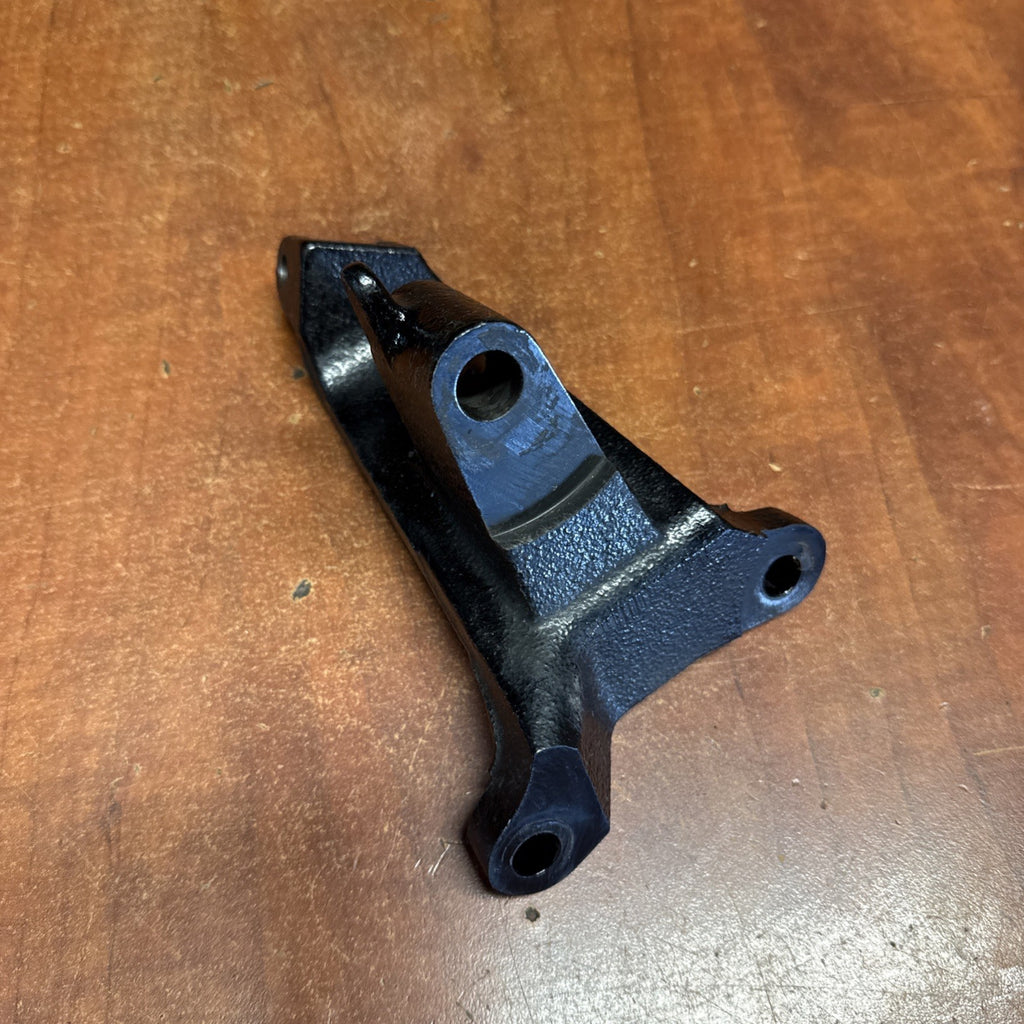 2002 Suzuki Volusia VL800 Front Right Footrest Foot Peg Mount Support BracketOEM
