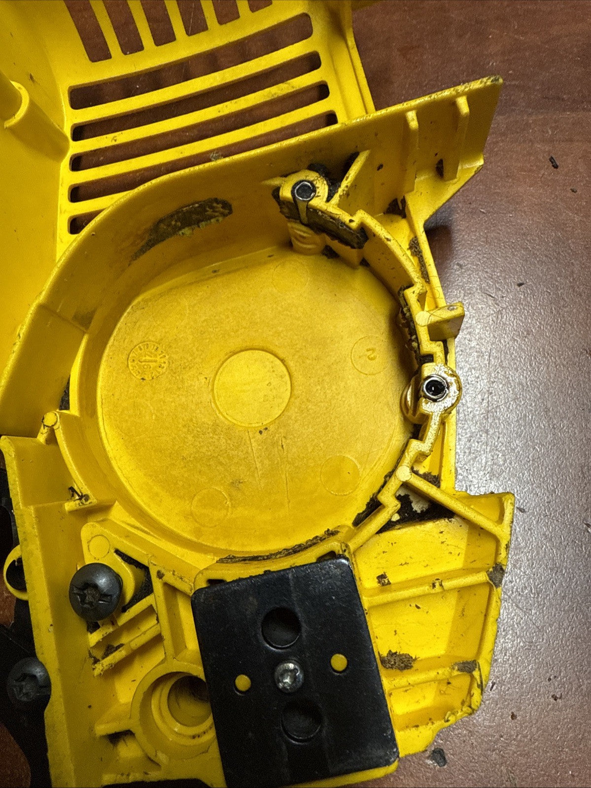 Use OEM Part Clutch Cover Assy For 14” McCulloch Chainsaw MAC3200 Gas Chainsaw