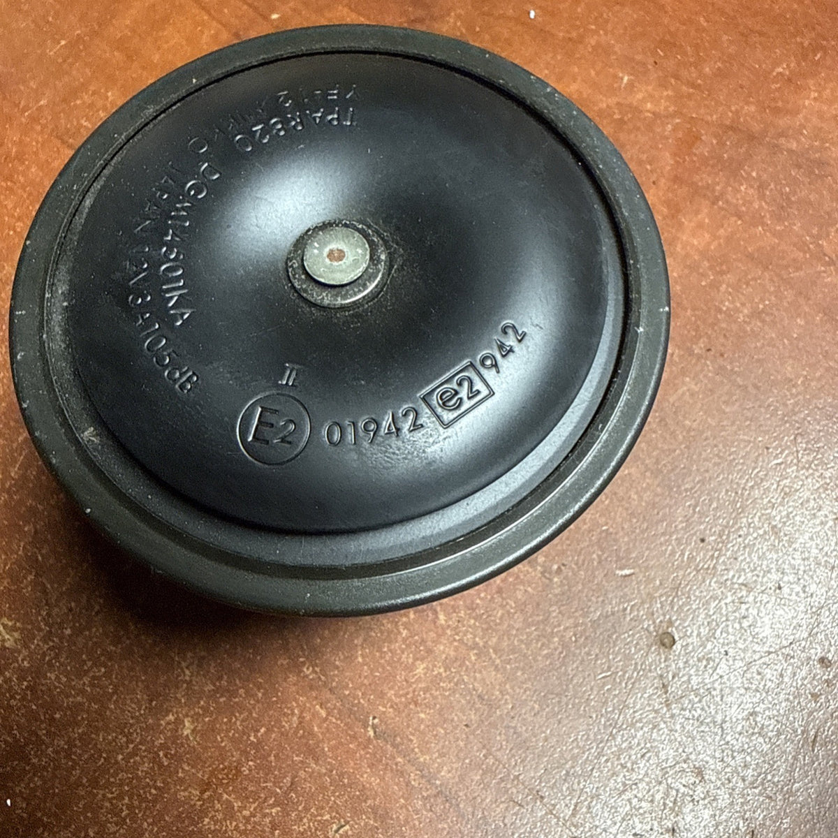2002 Suzuki Volusia VL800 Electric Horn 12V 3A 105dB Nikko YF-12 OEM