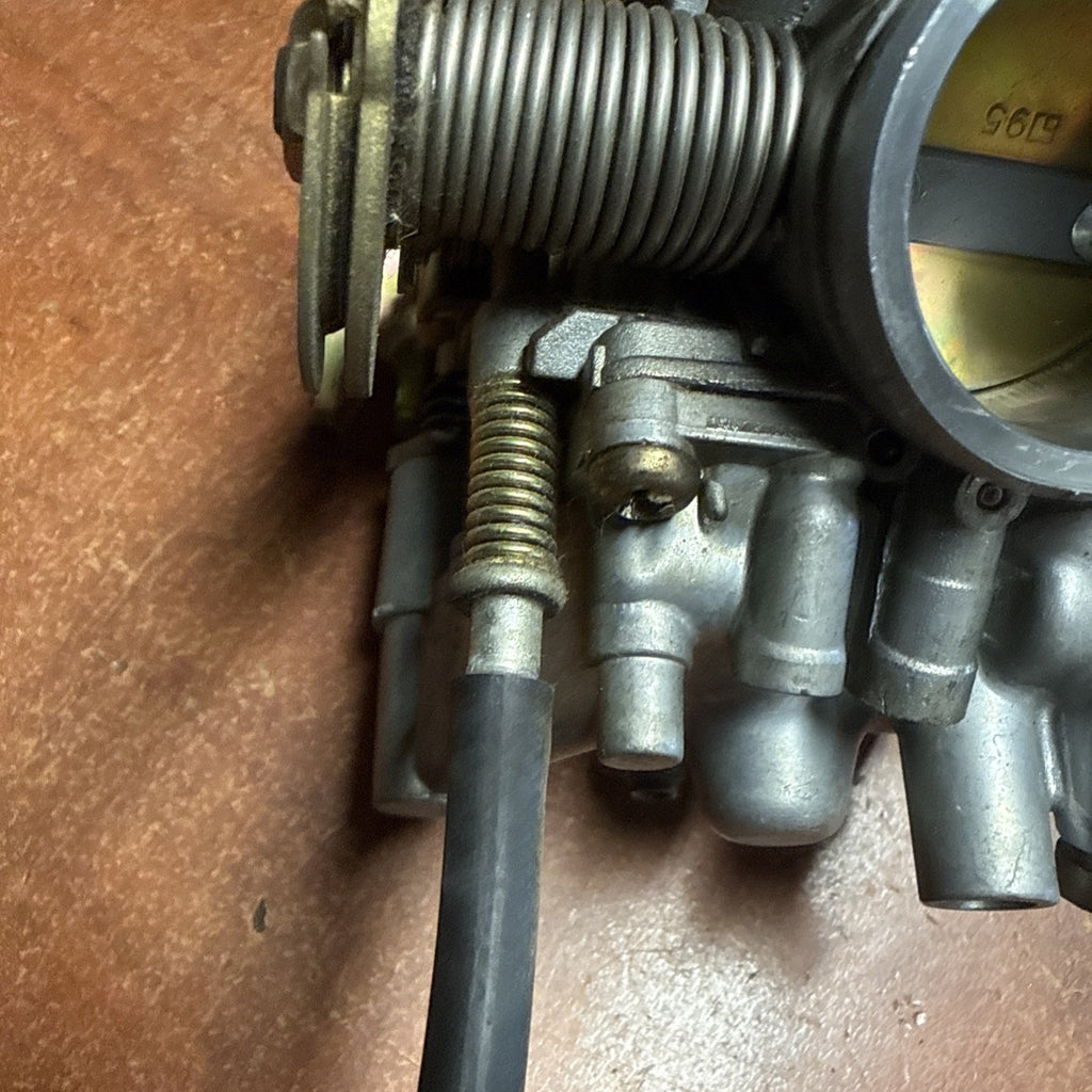2002 Suzuki Volusia VL800 Intruder Mikuni BSR34 Fuel Carburetor Assembly OEM