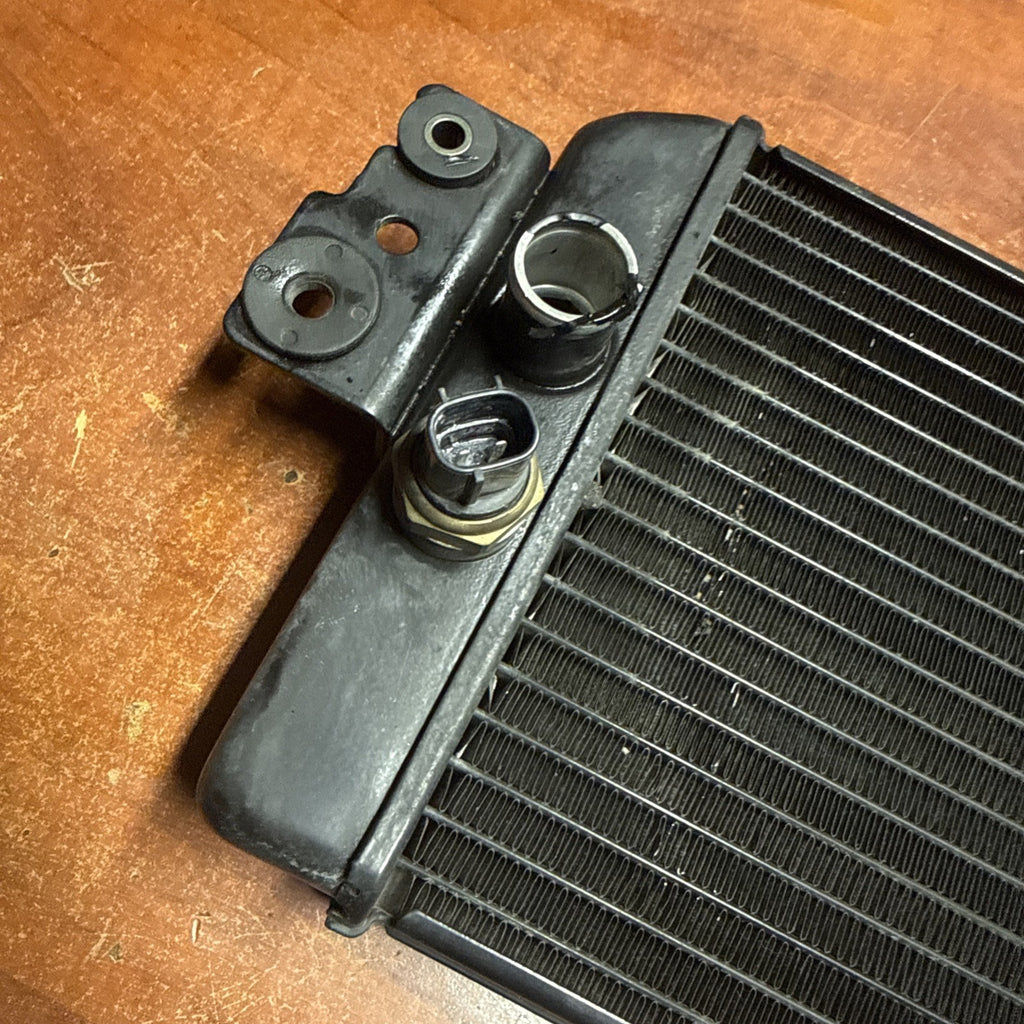 2002 Suzuki Volusia VL800 Engine Water Radiator Assembly Core Denso Japan OEM