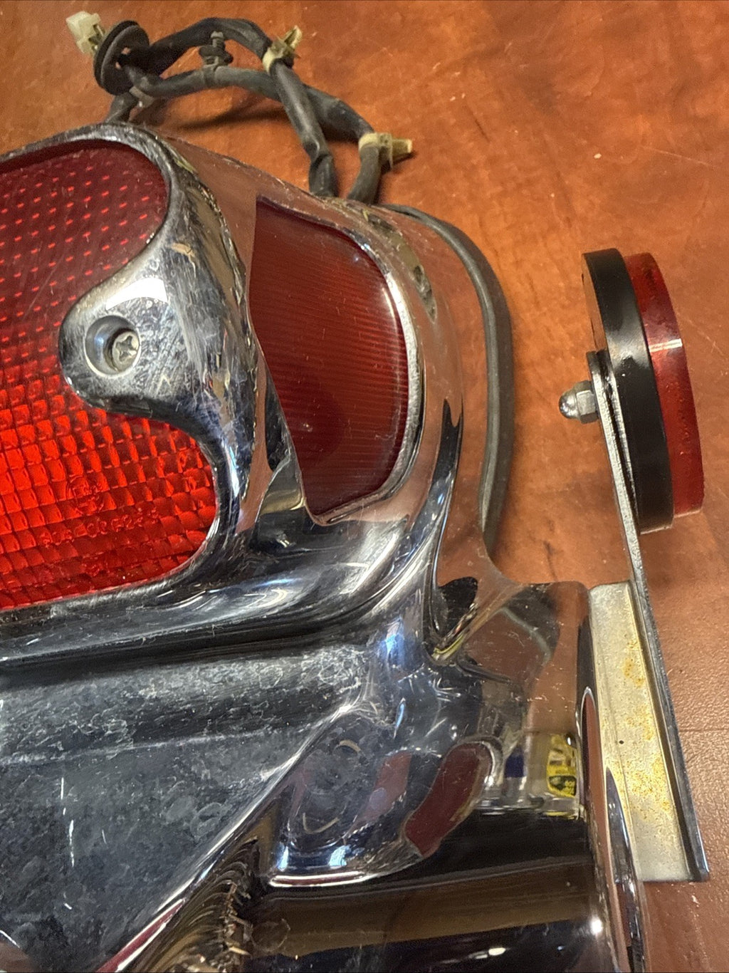 Used OEM 2002 Suzuki Volusia VL800 Rear Tail Light Brake Lamp Assembly Stanley
