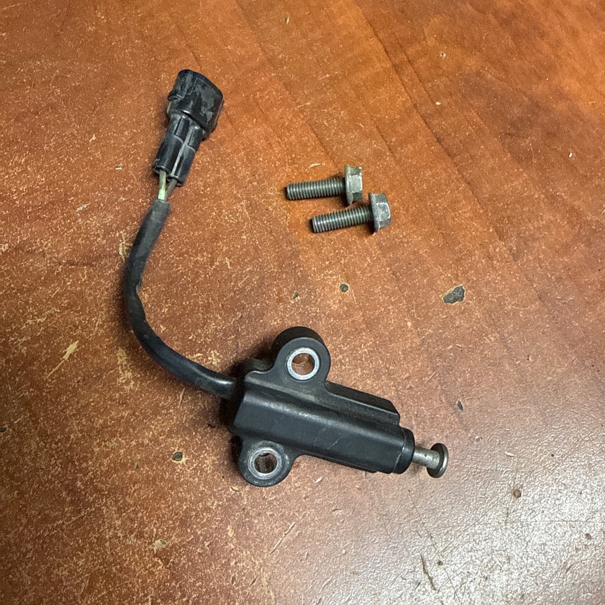 2002 Suzuki Volusia VL800 Side Kickstand Safety Switch Sensor Bolts OEM