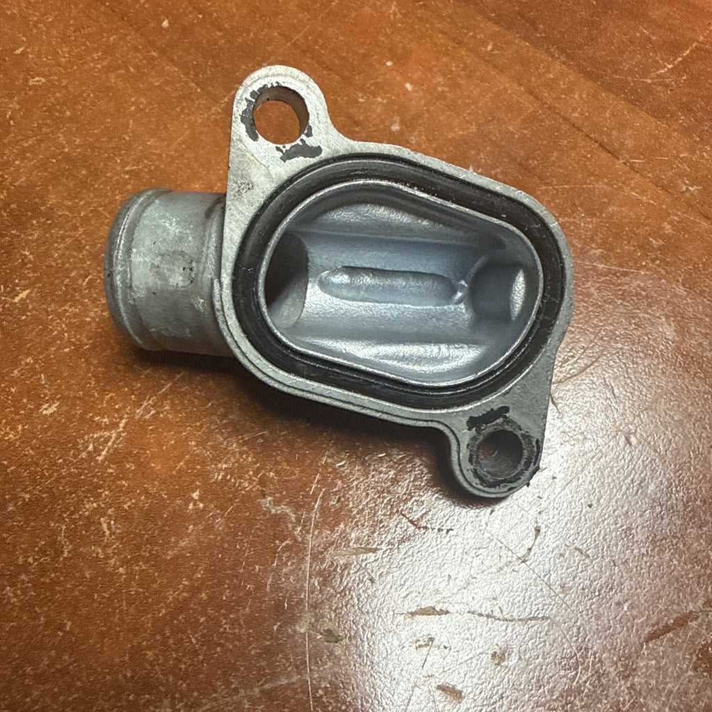 Suzuki Volusia 800 VL800 Front Cylinder Head Water Outlet Union Pipe Joint