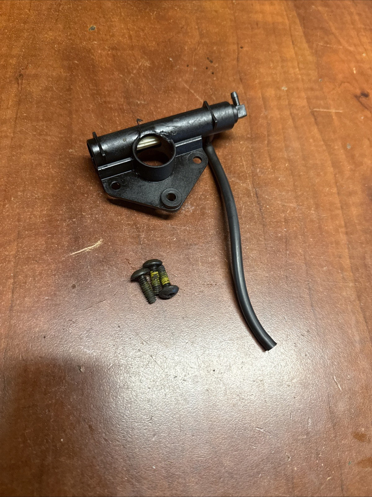 Use OEM Part Oil Pump Assy For 14” McCulloch Chainsaw MAC3200 Gas Chainsaw