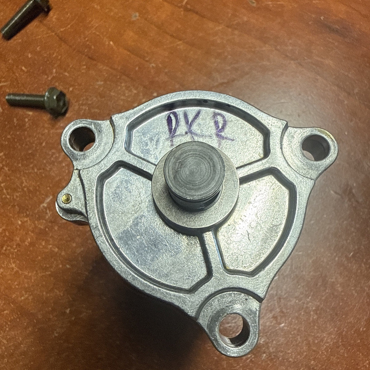 OEM 2002 Suzuki Volusia VL800 Engine Oil Pump Assembly Housing With Bolts