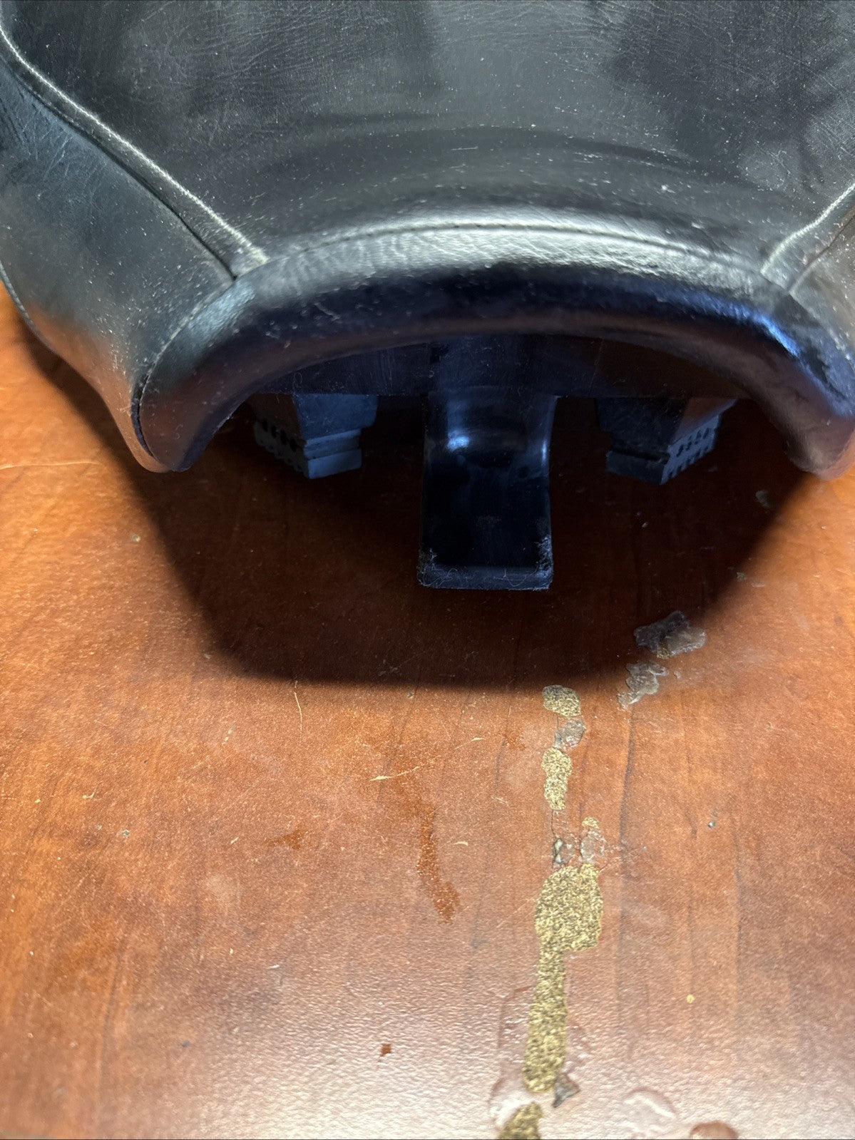 Use OEM 2002 Suzuki Volusia VL800 Front Driver Rider Seat Saddle Pan Need Repair