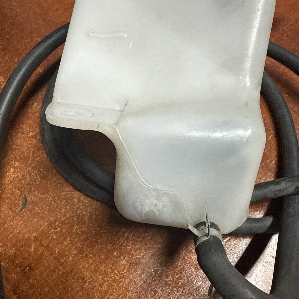2002 Suzuki Volusia VL800 Radiator Coolant Reservoir Tank Shrouds Cap Lines OEM