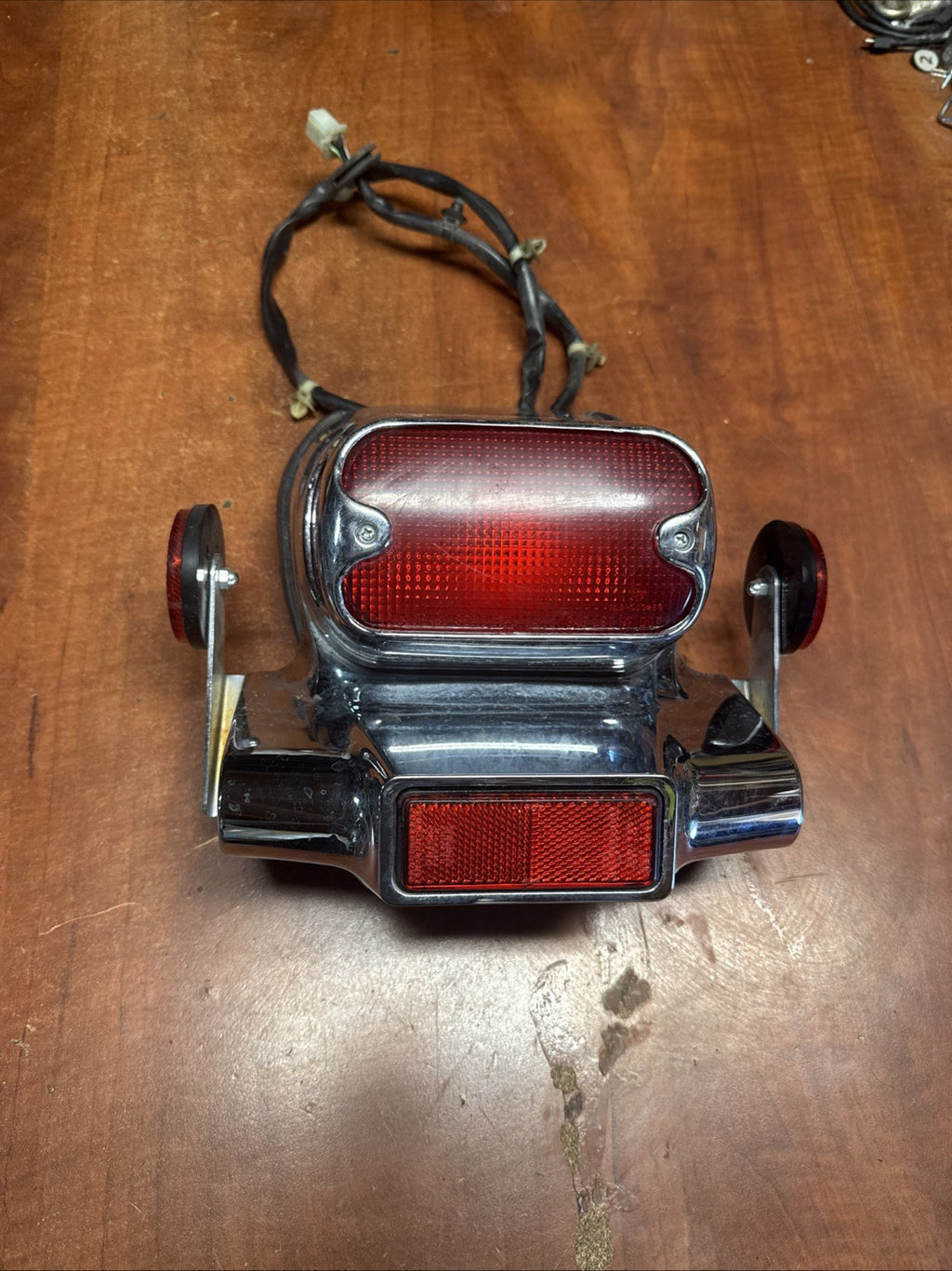 Used OEM 2002 Suzuki Volusia VL800 Rear Tail Light Brake Lamp Assembly Stanley