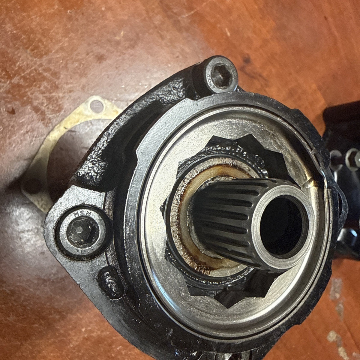 Suzuki Volusia 800 VL800 Secondary Drive Bevel Gear Housing Cap Coupler Bolts