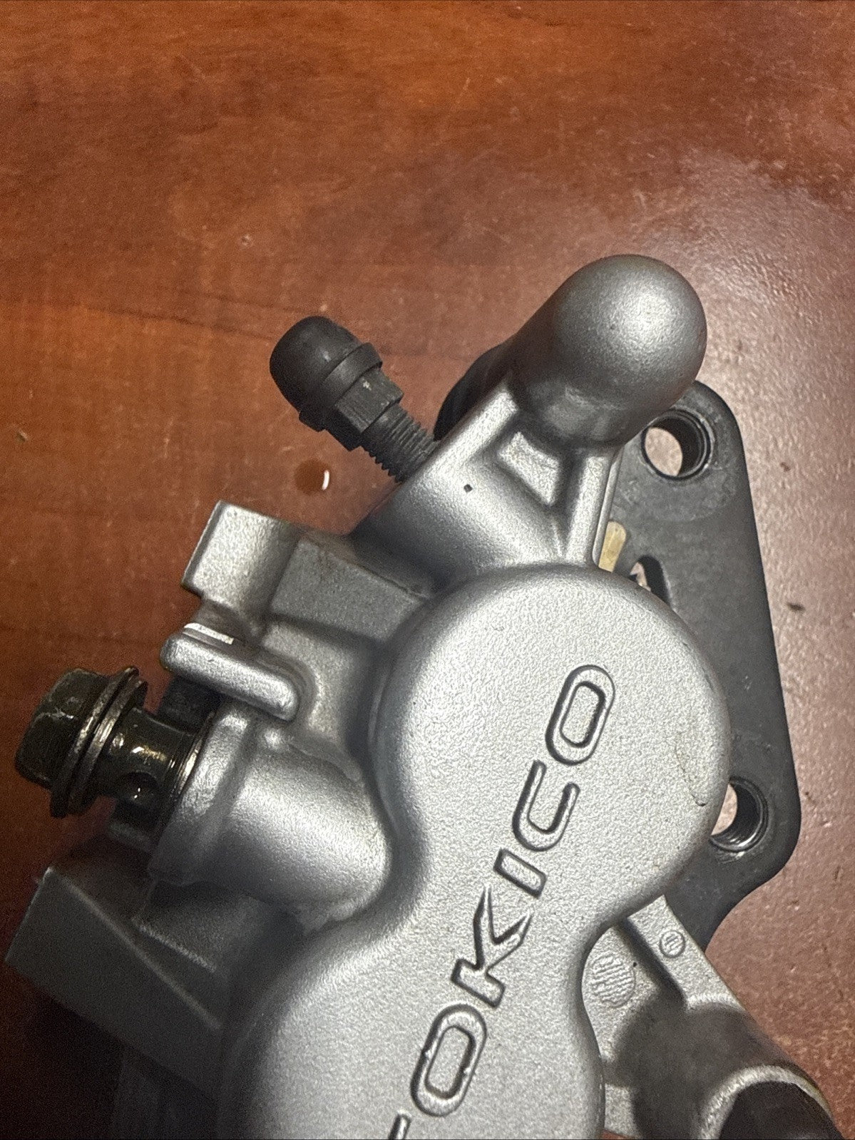 2002 Suzuki Volusia VL800 Front Brake Caliper Bracket & Brake Pads Tokico OEM
