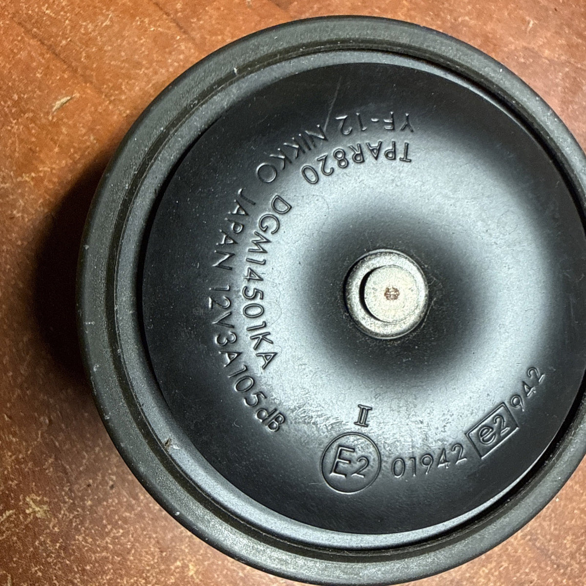 2002 Suzuki Volusia VL800 Electric Horn 12V 3A 105dB Nikko YF-12 OEM