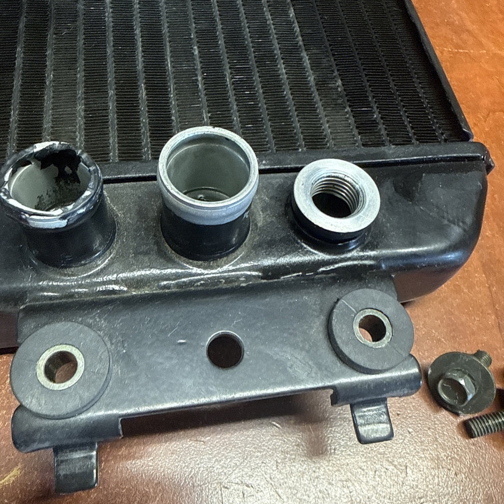 2002 Suzuki Volusia VL800 Engine Water Radiator Assembly Core Denso Japan OEM