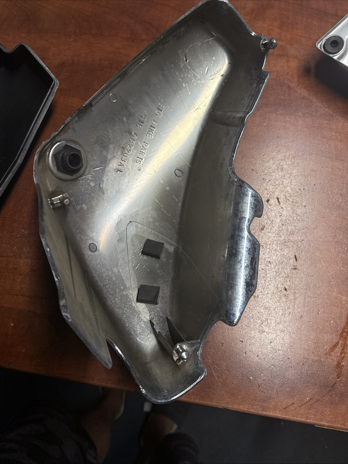 2002 Suzuki Volusia VL800 Side Tool Luggage Box Lid Cover & OEM No Lock Key