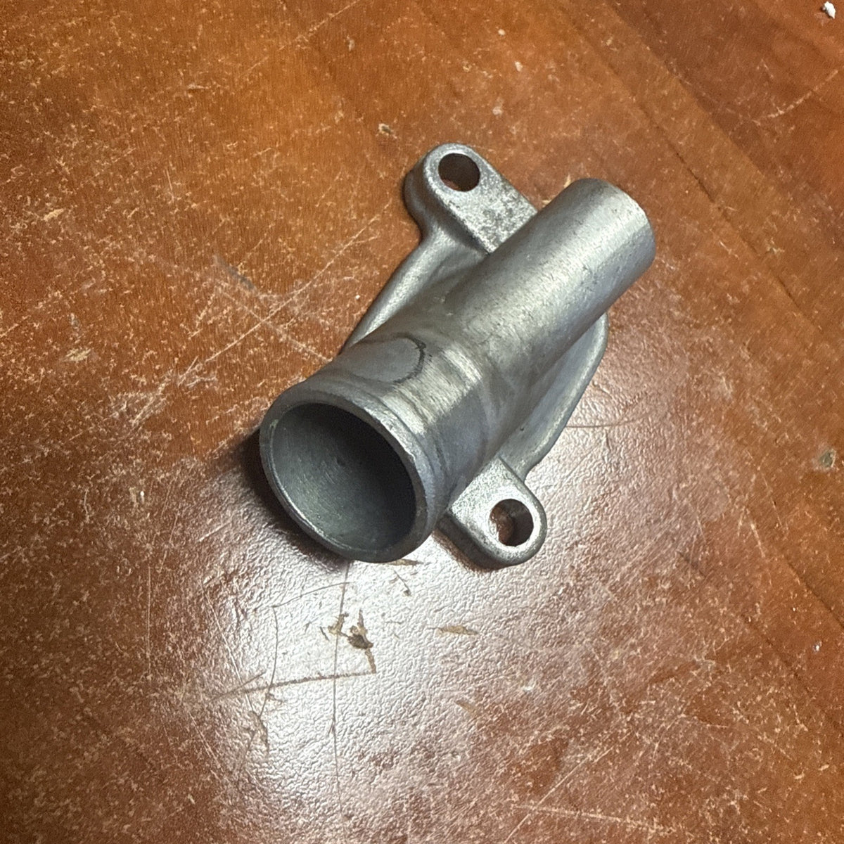 Suzuki Volusia 800 VL800 Front Cylinder Head Water Outlet Union Pipe Joint