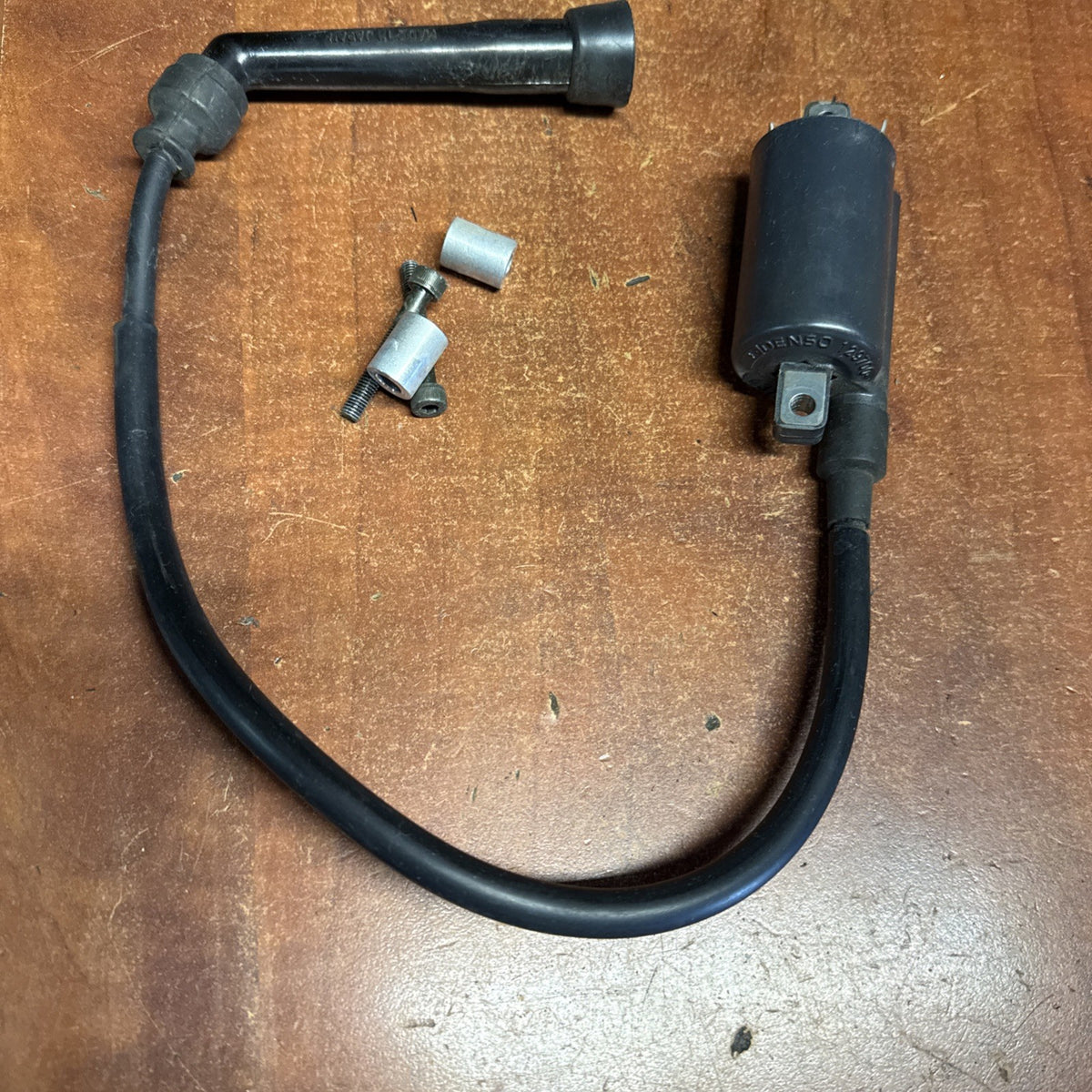 2002 Suzuki Volusia VL800 Rear Spark Plug Sparking Plug Cap Ignition Coil OEM