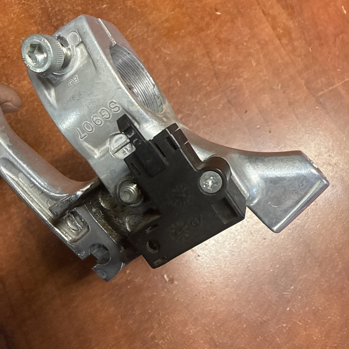 2002 Suzuki Volusia VL800 Left Clutch Lever Handle & Perch Mount Bracket OEM
