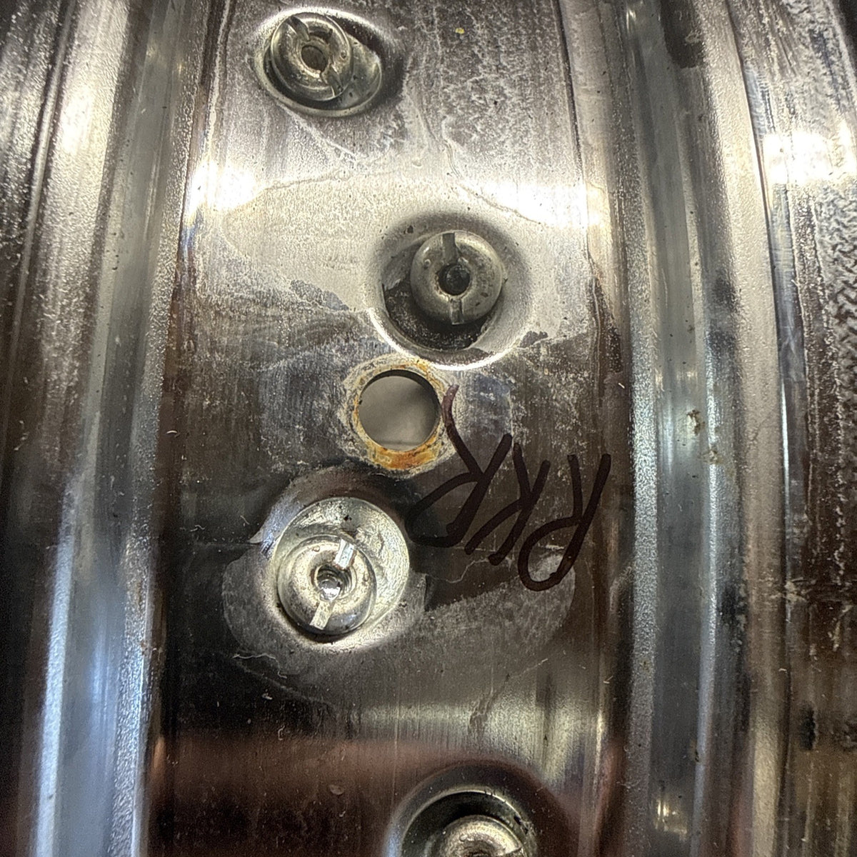 Suzuki Volusia 800 VL800 Rear Spoke Wheel Rim Hub 15x4.00 Cushions 2002