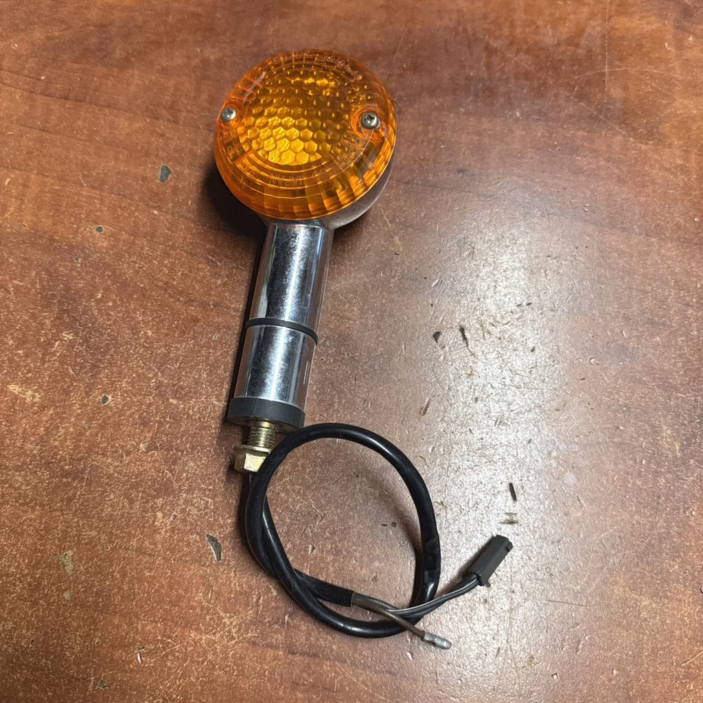Used OEM 2002 Suzuki Volusia VL800 Front Left Turn Signal Indicator Light LH
