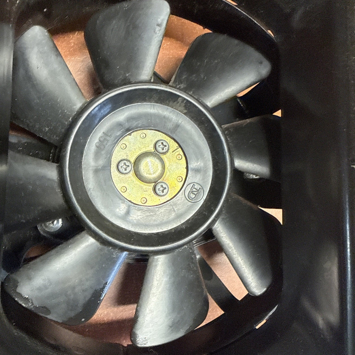 2002 Suzuki Volusia VL800 Liquid Engine Cooling Radiator Shroud Motor Fan OEM