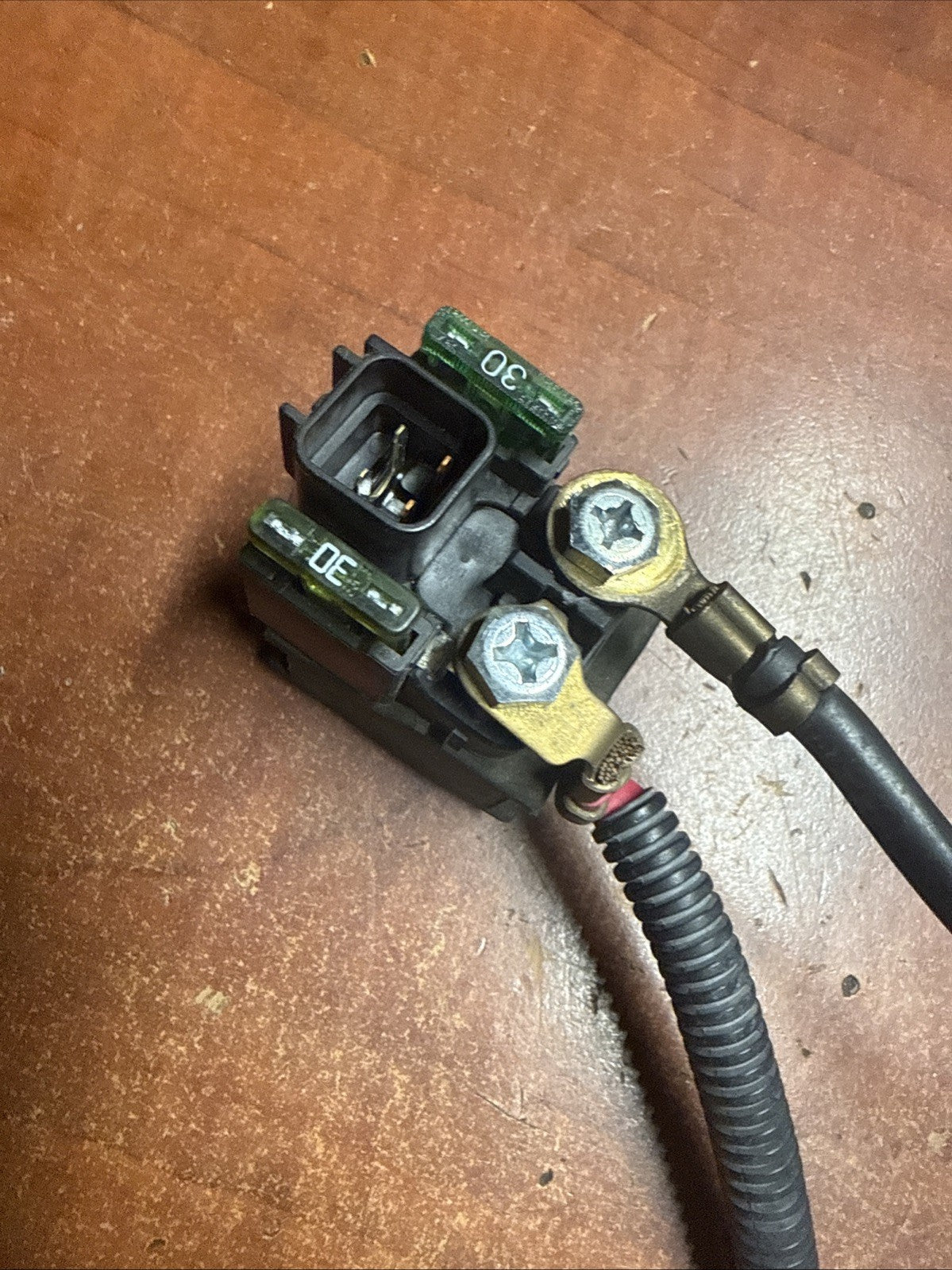 2002 Suzuki Volusia VL800 Main Starter Relay Solenoid Assembly Power Cables OEM