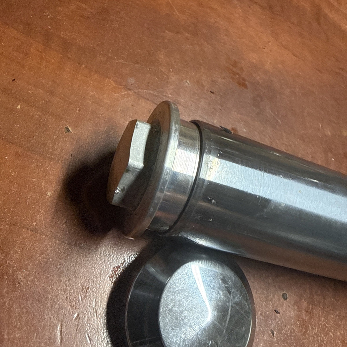 2002 Suzuki Volusia VL800 Right Front Fork Shock Damper Suspension Tube Cap