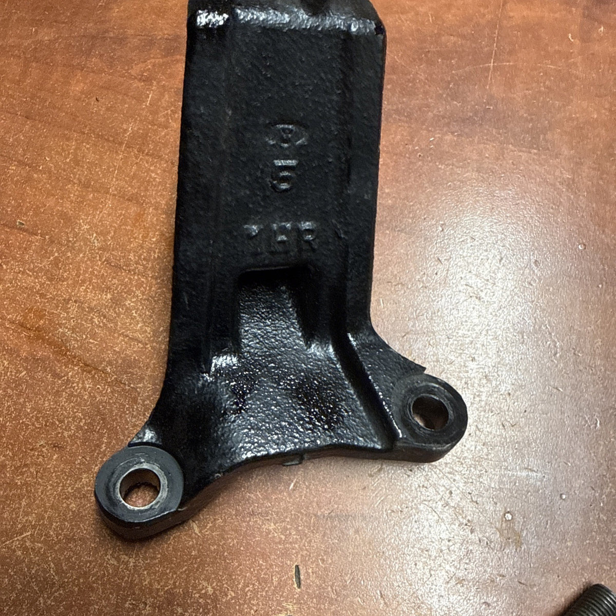 2002 Suzuki Volusia VL800 Front Left Footrest Foot Peg Mount Support Bracket OEM