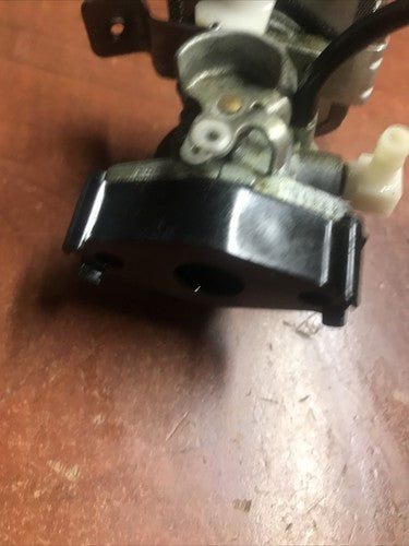 Use OEM Parts Complete Carburetor Assy Briggs and Stratton 12D133-0133-E8 Ariens