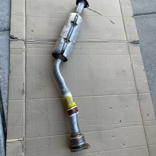 New Genuine Walker Exhaust 54756 - Ultra EX EPA Direct Fit Catalytic Converter