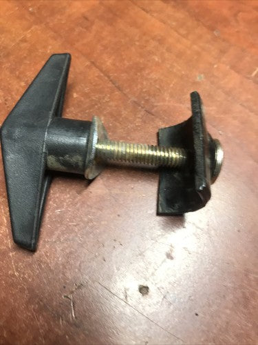OEM Part Handle Wing Assembly For 22” Yard Machines 31A-32AD729 Gas Snow Thrower