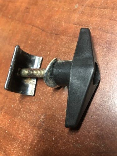 OEM Part Handle Wing Assembly For 22” Yard Machines 31A-32AD729 Gas Snow Thrower