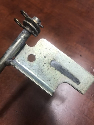 Used OEM Parts INTERLOCK SHAFT Assembly for Ariens 920006 Snowblower 24