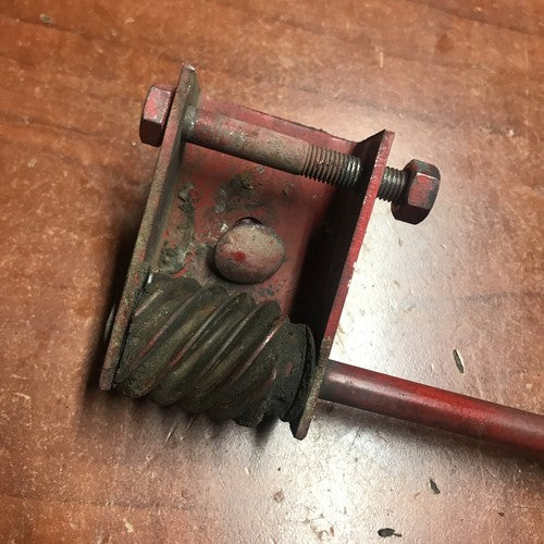 Use OEM Part Worm Shaft  Assembly For 22” Snapper   I422 Gas 4 Cyc. Snowblower