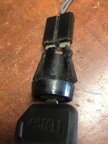 Used OEM Parts Ignition Key Switch Wire Assembly For Toro 521 Snowblower 38052
