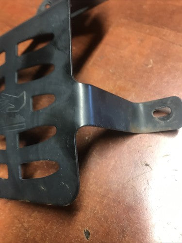 Use OEM Parts Muffler Guard Assembly Briggs and Stratton 12D133-0133-E8 Ariens