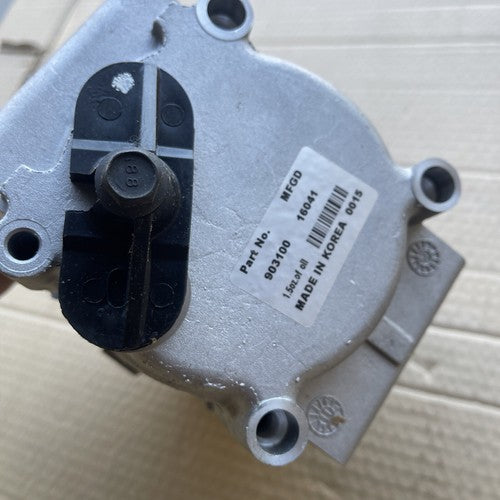 New A/C Compressor  VISTEON 010310 DEN 4718139 903100 Fits 01-07 Ford 01-05 Merc
