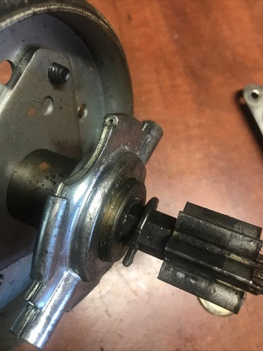 Used OEM Parts SHAFT HEX Friction Wheel Assembly for Ariens 920006 Snowblower 24