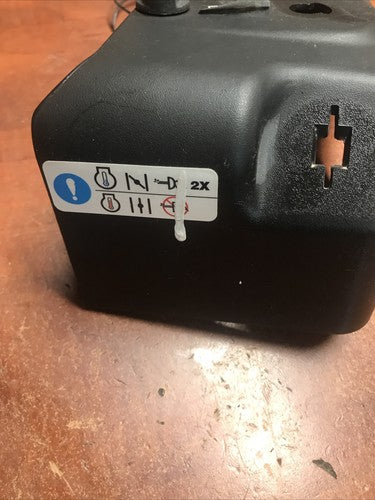 Use OEM Parts Snow Hood Assy Briggs and Stratton 12D133-0133-E8 Ariens