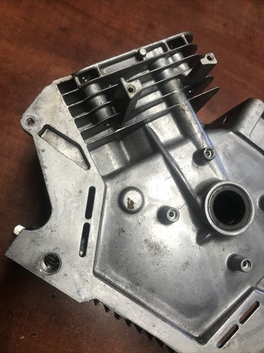 Use OEM Parts 699510 CYLINDER Assy Briggs and Stratton 12D133-0133-E8 Ariens
