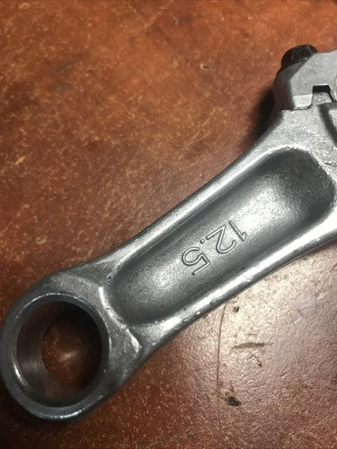 Use OEM Parts Connecting Rod Assy Briggs and Stratton 12D133-0133-E8 Ariens