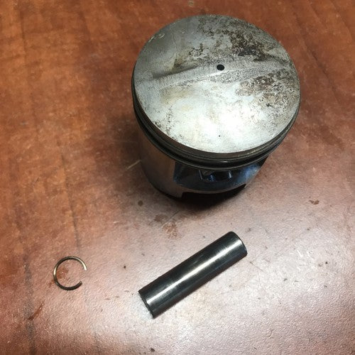 OEM Part 81-0580 Piston  Assy For 38180 Toro Snow Thrower Toro 47PJ8  Engine
