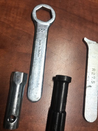 2002 Suzuki Volusia VL800 Complete Emergency Pouch Tool Kit Set OEM