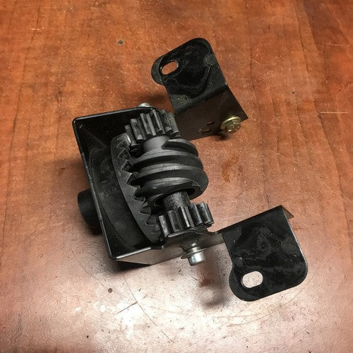 OEM Part Chute Gear Complete Assy For 38180 Toro Snow Thrower Toro 47PJ8  Engine