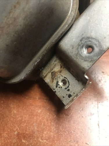 Use OEM Parts 790548 MUFFLER  Assy Briggs and Stratton 12D133-0133-E8 Ariens