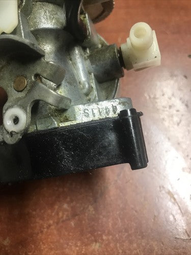 Use OEM Parts Complete Carburetor Assy Briggs and Stratton 12D133-0133-E8 Ariens